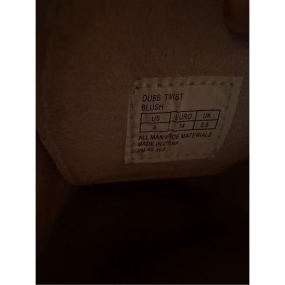 Kenneth cole dubb twist slide on sneaker blush size 3 kids good used condition - Picture 3 of 7